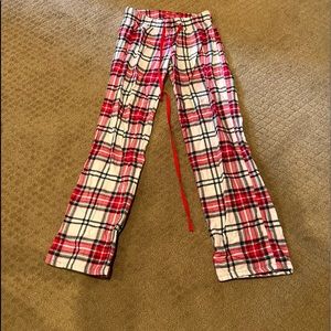 Xhilaration plaid sleeping pants